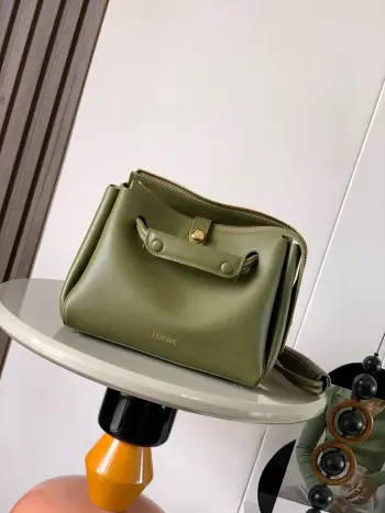 9146 Cowhide Leather Handbag Women s Crossbody Bag Replica Loewe womens bags