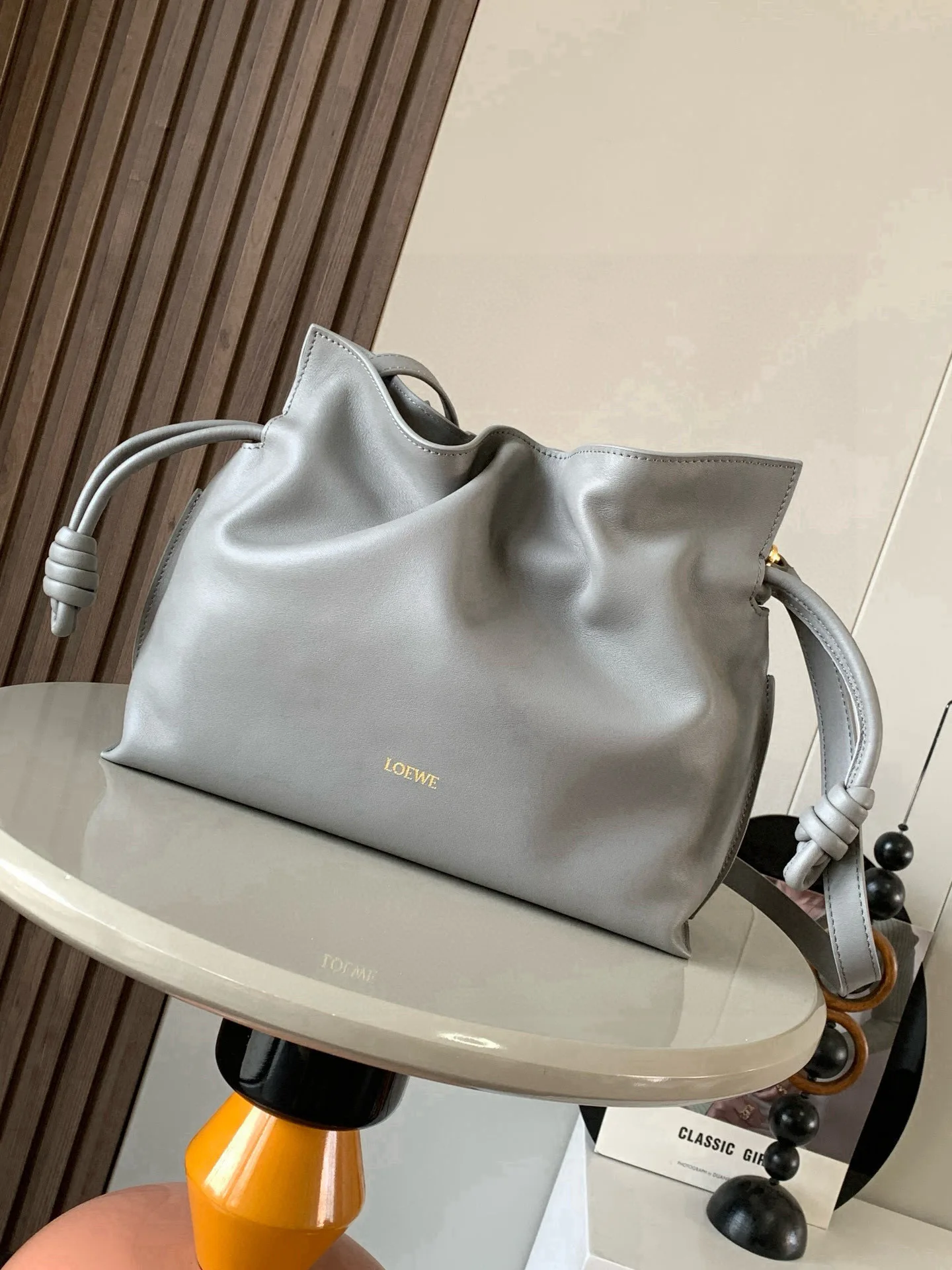 Loewe 9043 New Napa Leather Clutch Bag Fortune Bag Women s Crossbody Bag Loewe 9043 New Napa Leather Clutch Bag Fortune Bag Women s Crossbody Bag
