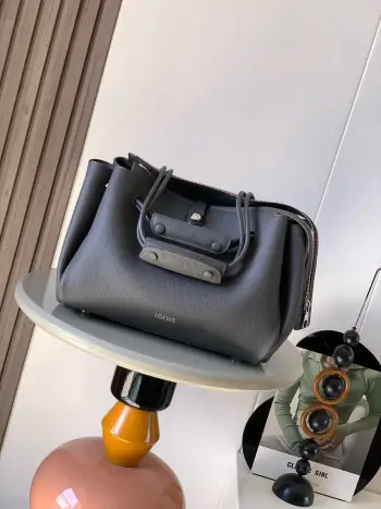 9147 Soft Cowhide Leather Handbag Women s Crossbody Bag Replica Loewe womens bags