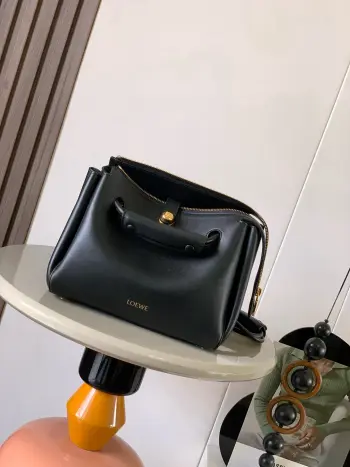 9146 Cowhide Leather Handbag Women s Crossbody Bag Replica Loewe womens bags