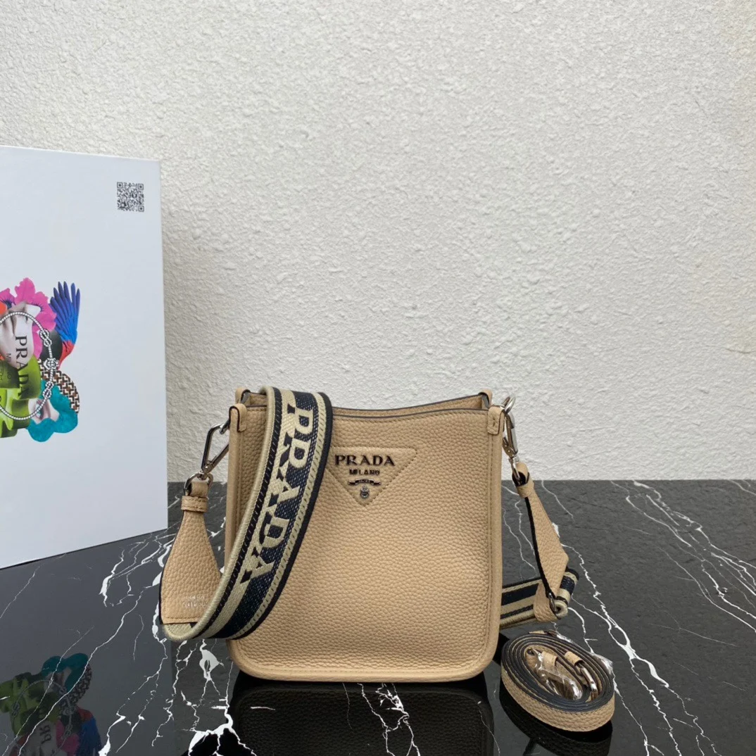 Prada 1BH191 New Shoulder Bag Women s Crossbody Bag Prada 1BH191 New Shoulder Bag Women s Crossbody Bag