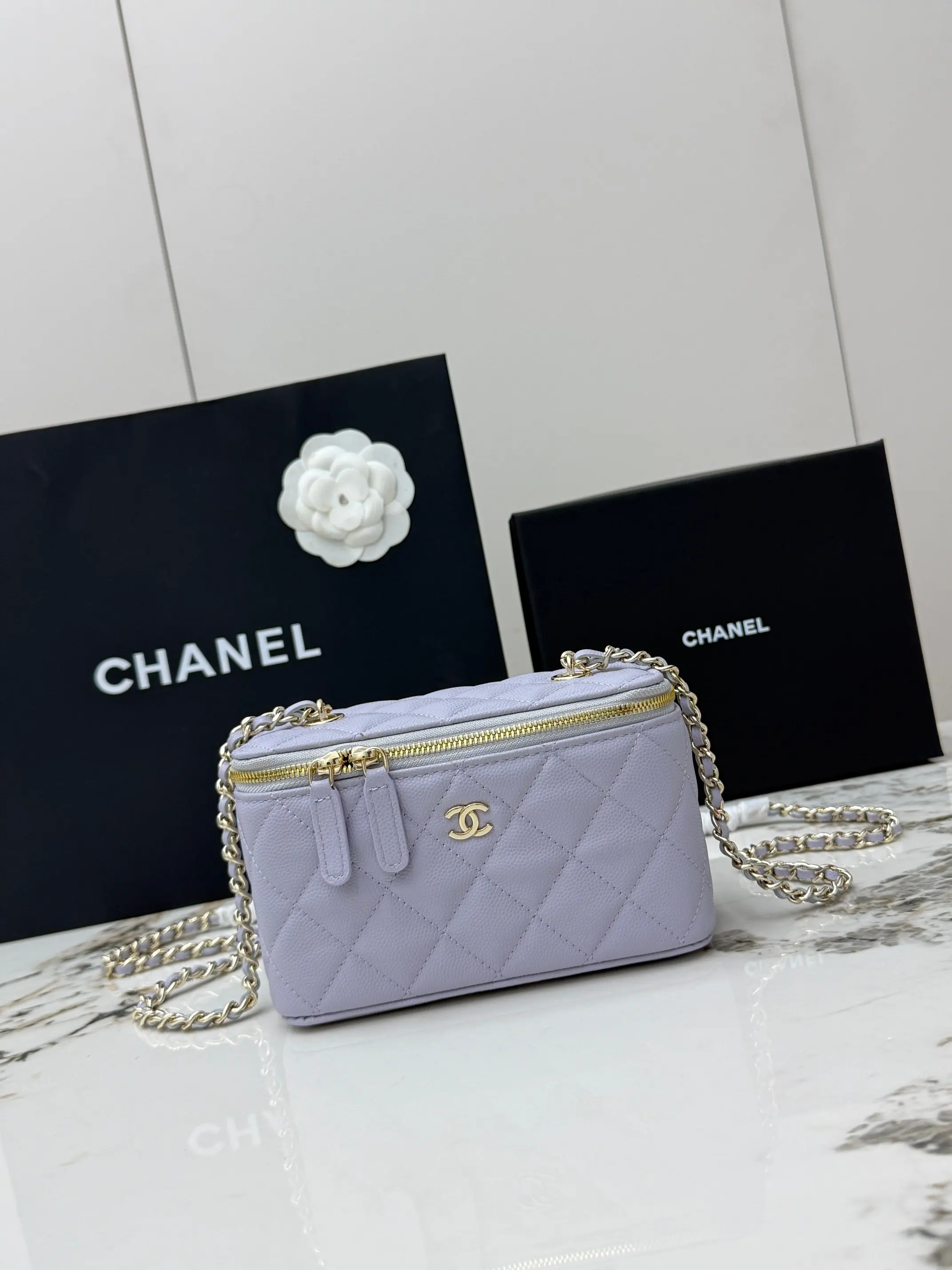 Chanel A1341 Ball Pattern Chain Small Makeup Box Women s Crossbody Bag
