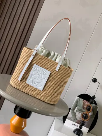 8001 Cowhide Square Handbag Women s Shoulder Bag Replica Loewe womens bags