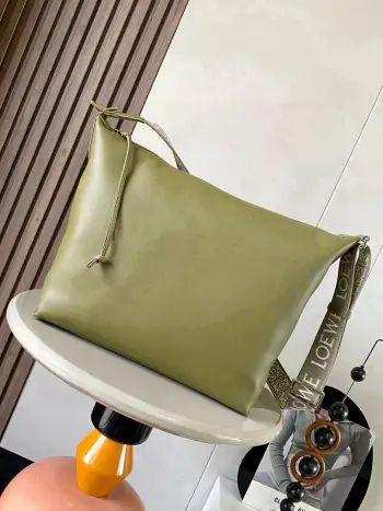 9010 Shoulder Underarm Bag Women s Crossbody Bag Replica Loewe womens bags