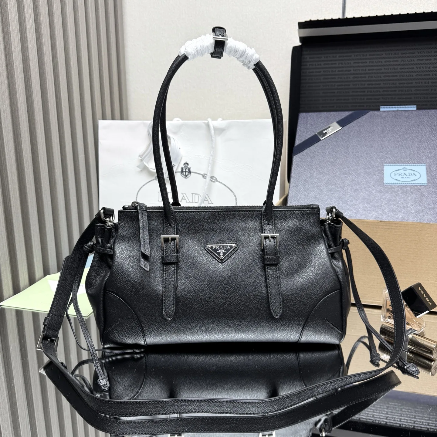Prada 1BG628 Vintage Leather Bag Women s Crossbody Bag Prada 1BG628 Vintage Leather Bag Women s Crossbody Bag