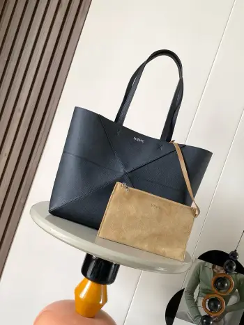 9104 grain cowhide leather handbag  women s shoulder bag Replica Loewe womens bags