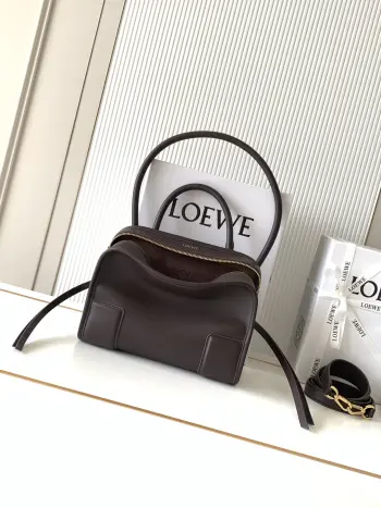 9174 Cowhide Leather Handbag Women s Crossbody Bag Replica Loewe womens bags