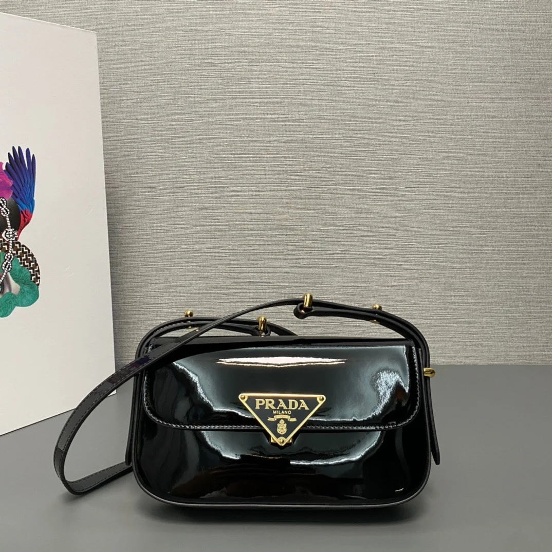 Prada 1BD339 Plain Vintage Flight Attendant Bag Women s Crossbody Bag Prada 1BD339 Plain Vintage Flight Attendant Bag Women s Crossbody Bag