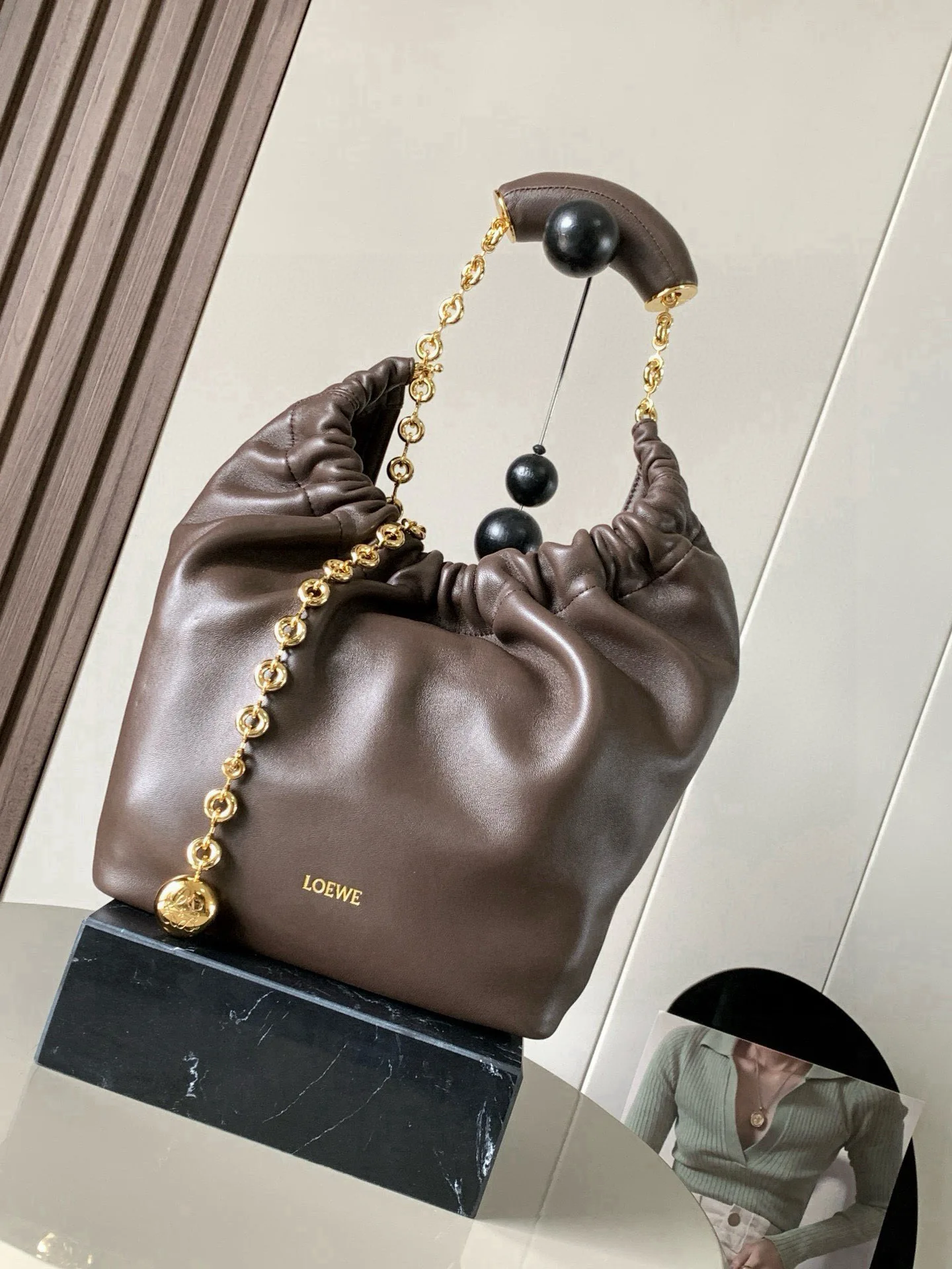 Loewe 9042 Napa lambskin handbag women s shoulder bag Loewe 9042 Napa lambskin handbag women s shoulder bag