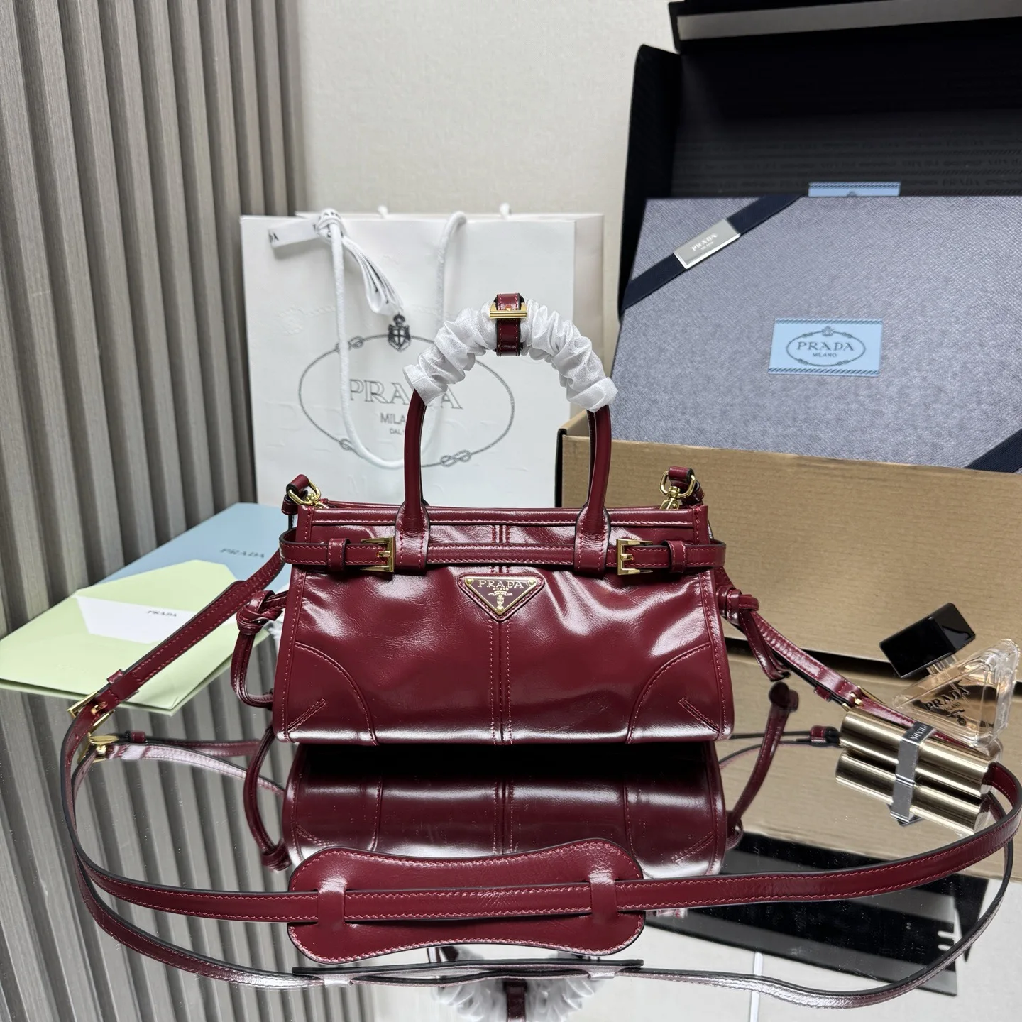 Prada 1BA486 Oil Wax Leather Mini Handbag Women s Crossbody Bag Prada 1BA486 Oil Wax Leather Mini Handbag Women s Crossbody Bag
