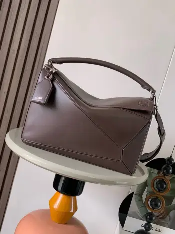 9099 Large Napa Lambskin Handbag Women s Crossbody Bag Replica Loewe womens bags