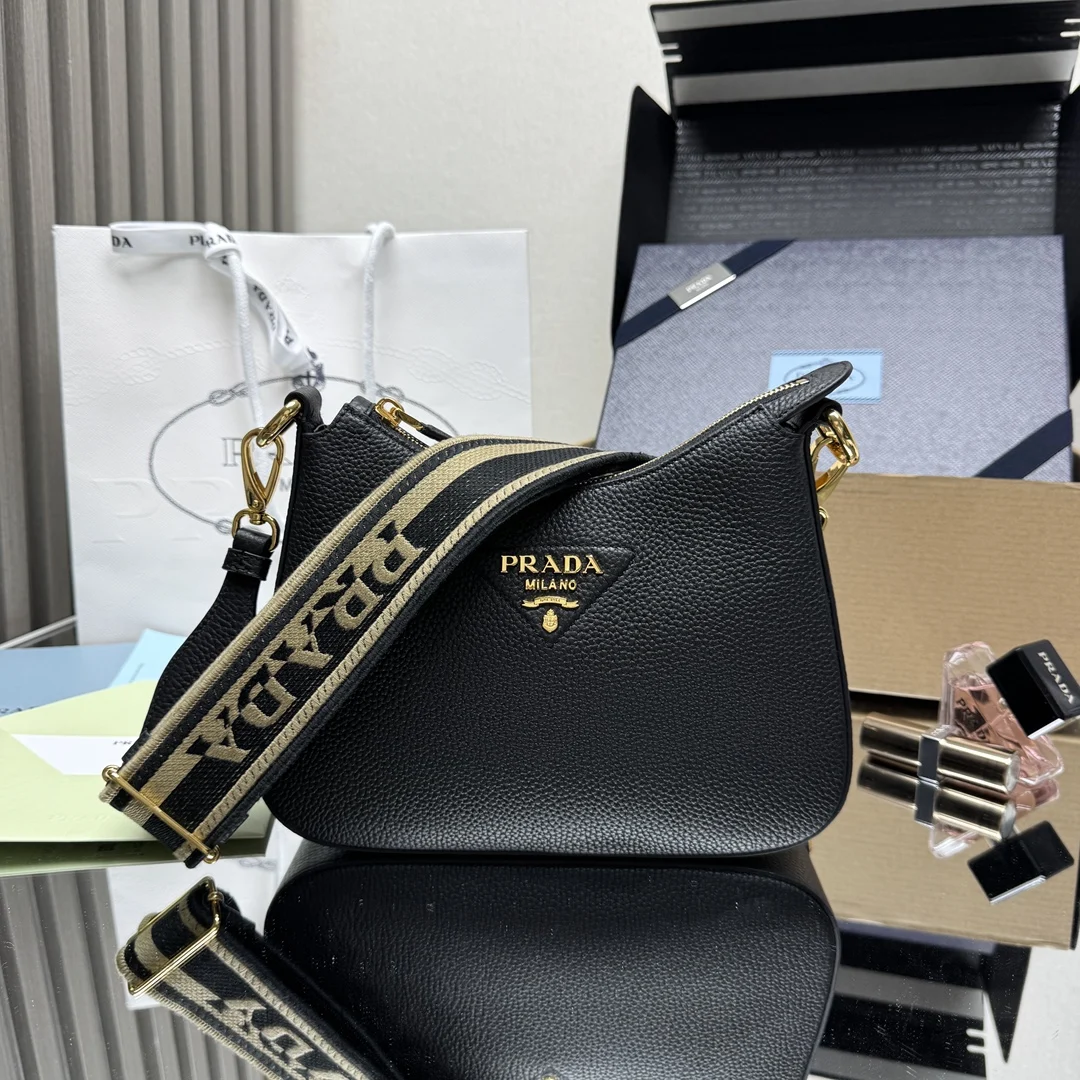 Prada 1BH193 suede leather handbag women s crossbody bag Prada 1BH193 suede leather handbag women s crossbody bag