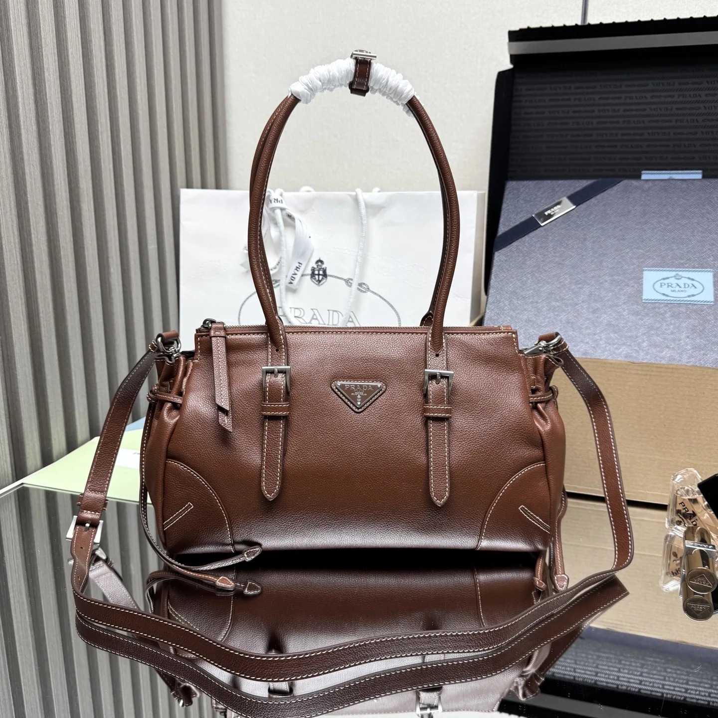 Prada 1BG628 Vintage Leather Bag Women s Crossbody Bag Prada 1BG628 Vintage Leather Bag Women s Crossbody Bag