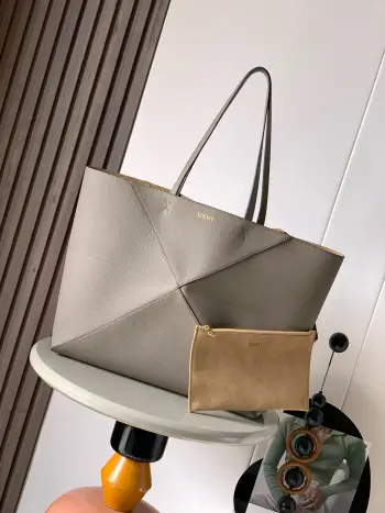 9104 grain cowhide leather handbag women s shoulder bag Replica Loewe womens bags
