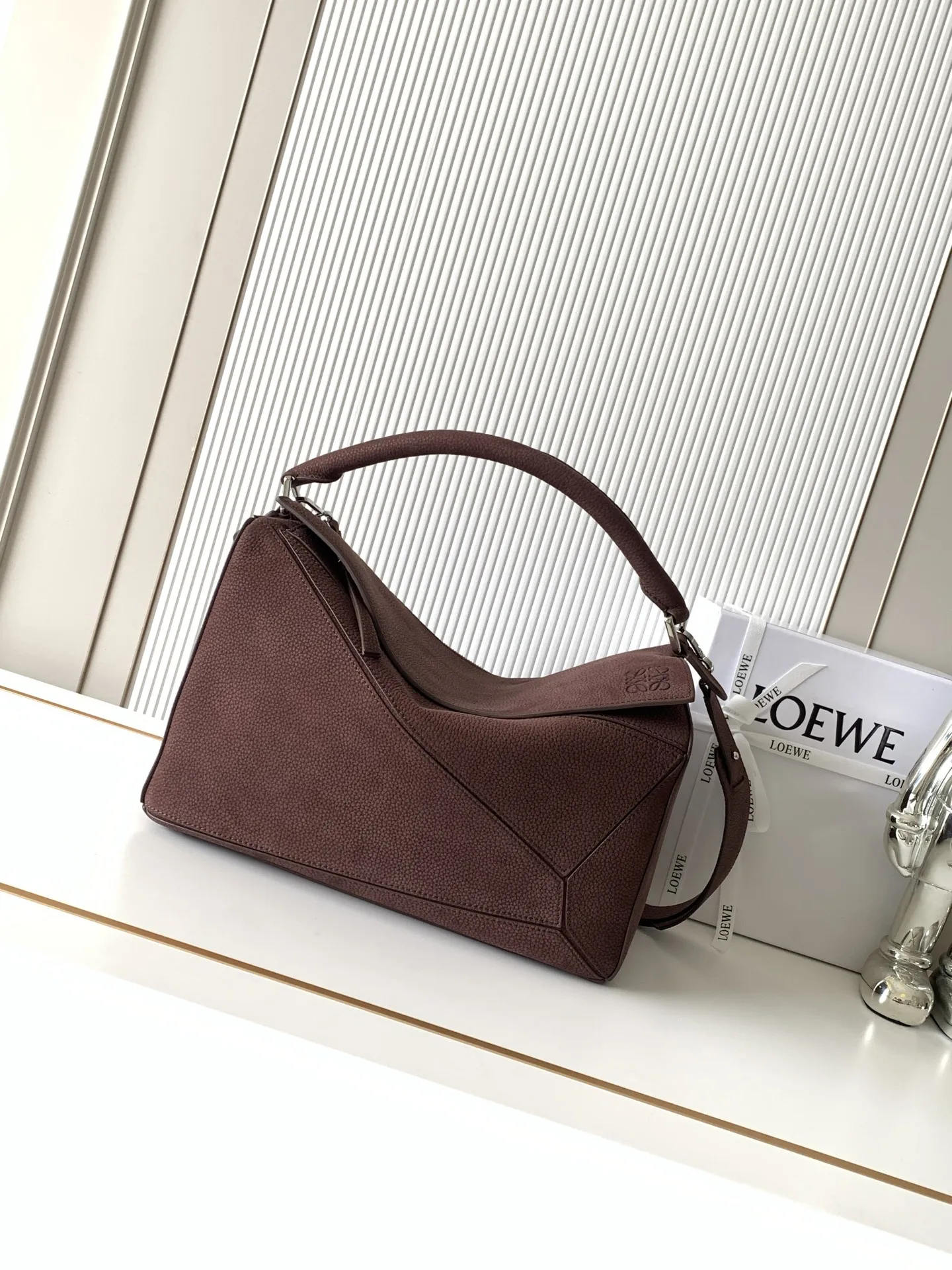 Loewe 9172 grain cowhide handbag women s crossbody bag