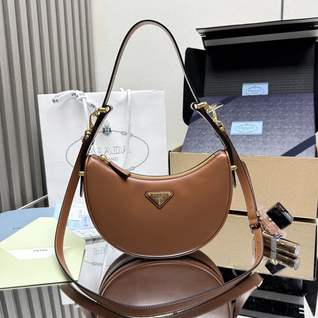 Prada 1BC194 Shoulder Bag Women s Crossbody Bag Prada 1BC194 Shoulder Bag Women s Crossbody Bag