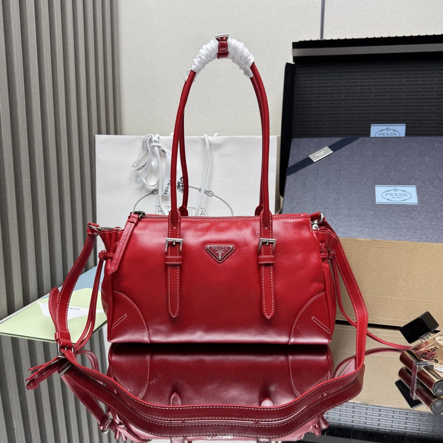Prada 1BG628 Vintage Leather Bag Women s Crossbody Bag Prada 1BG628 Vintage Leather Bag Women s Crossbody Bag