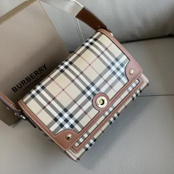 9061 Letter Wide Shoulder Strap Crossbody Bag Women s Crossbody Bag Replica Burberry womens bags
