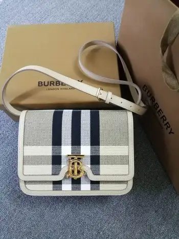 90233 Plaid Canvas Shoulder Bag Women s Crossbody Bag Replica Burberry womens bags