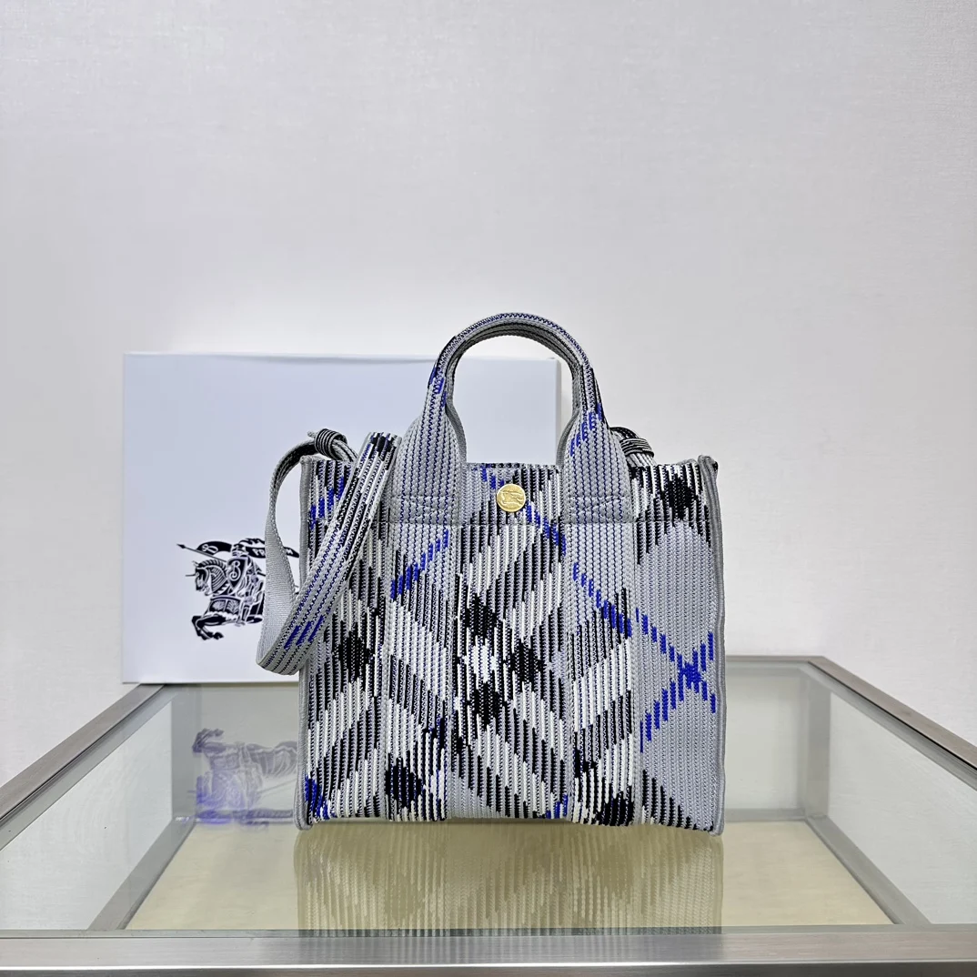 Burberry Vertical Tote Bag Women s Crossbody Bag Burberry Vertical Tote Bag Women s Crossbody Bag