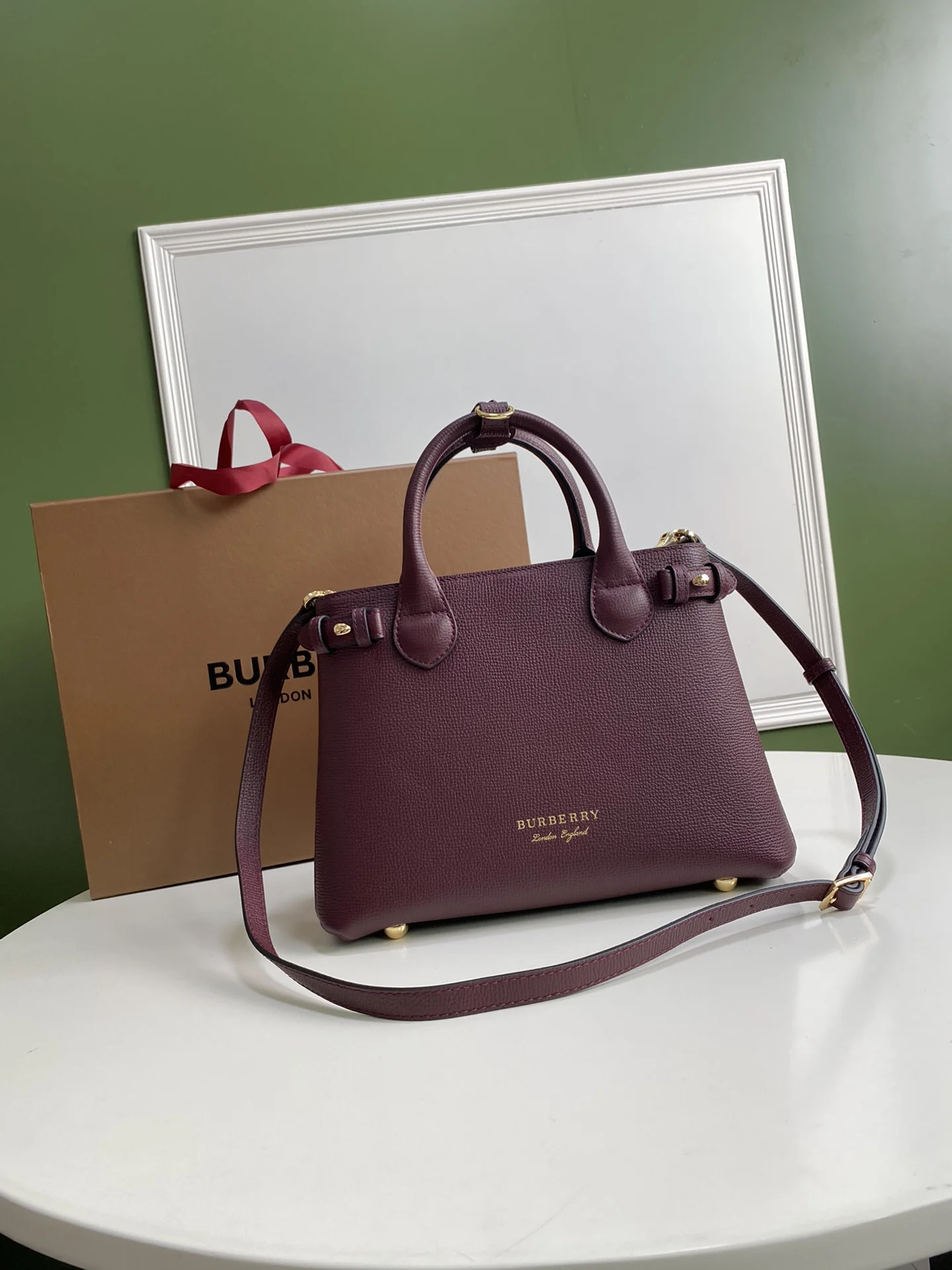 Burberry 7131 Checkered Leather Banner Bag Women s Crossbody Bag Burberry 7131 Checkered Leather Banner Bag Women s Crossbody Bag