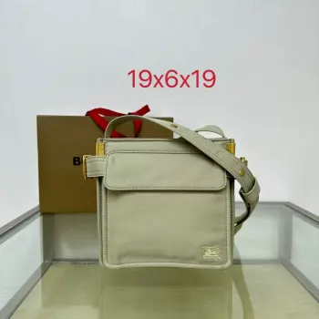 0891 Latest Windbreaker Tote Bag Men s Crossbody Bag Replica Burberry mens bags