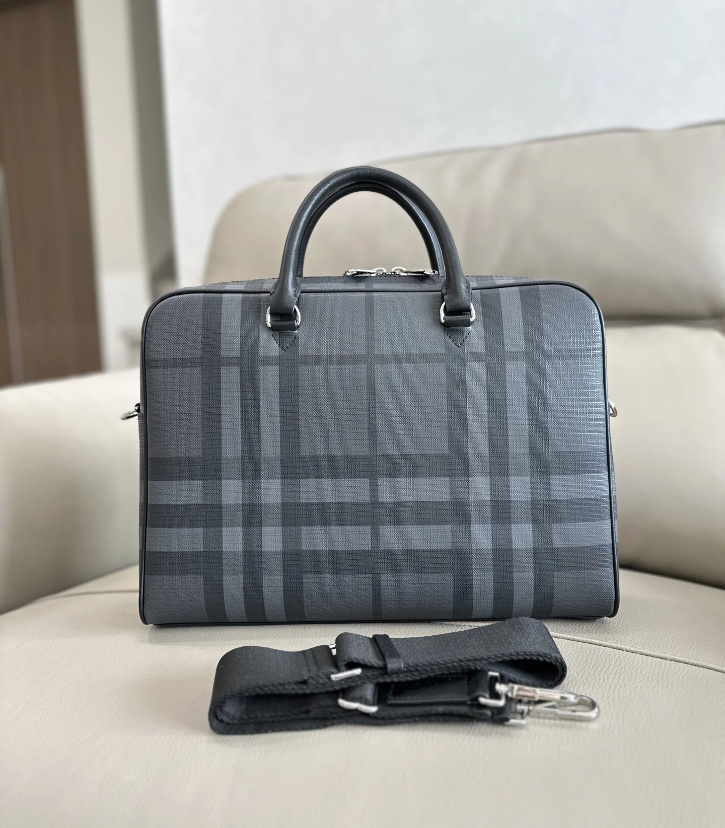 Burberry 2651 Men s Briefcase Men s Crossbody Bag