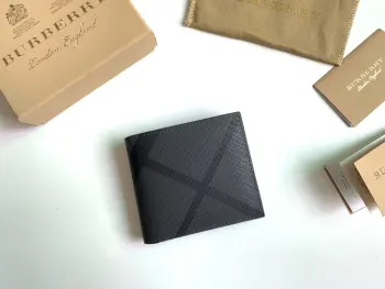 40520871 Plaid Zipper Bag Wallet Replica Burberry wallets