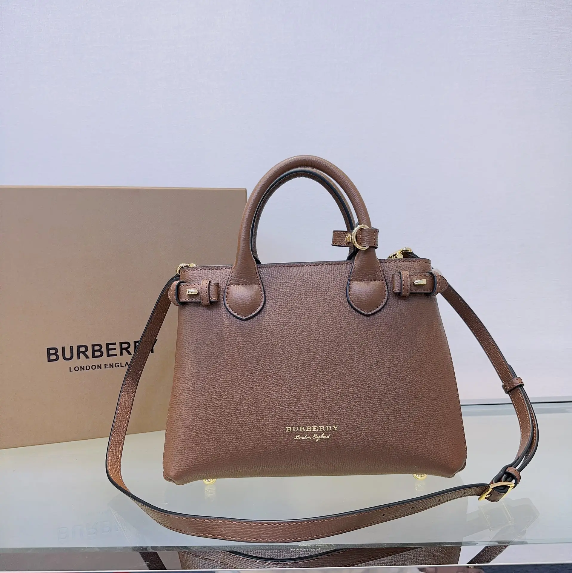 Burberry 7131 Checkered Leather Banner Bag Women s Crossbody Bag