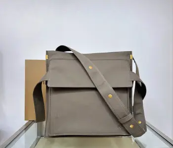 6251 Latest Windbreaker Tote Bag Men s Crossbody Bag Replica Burberry mens bags