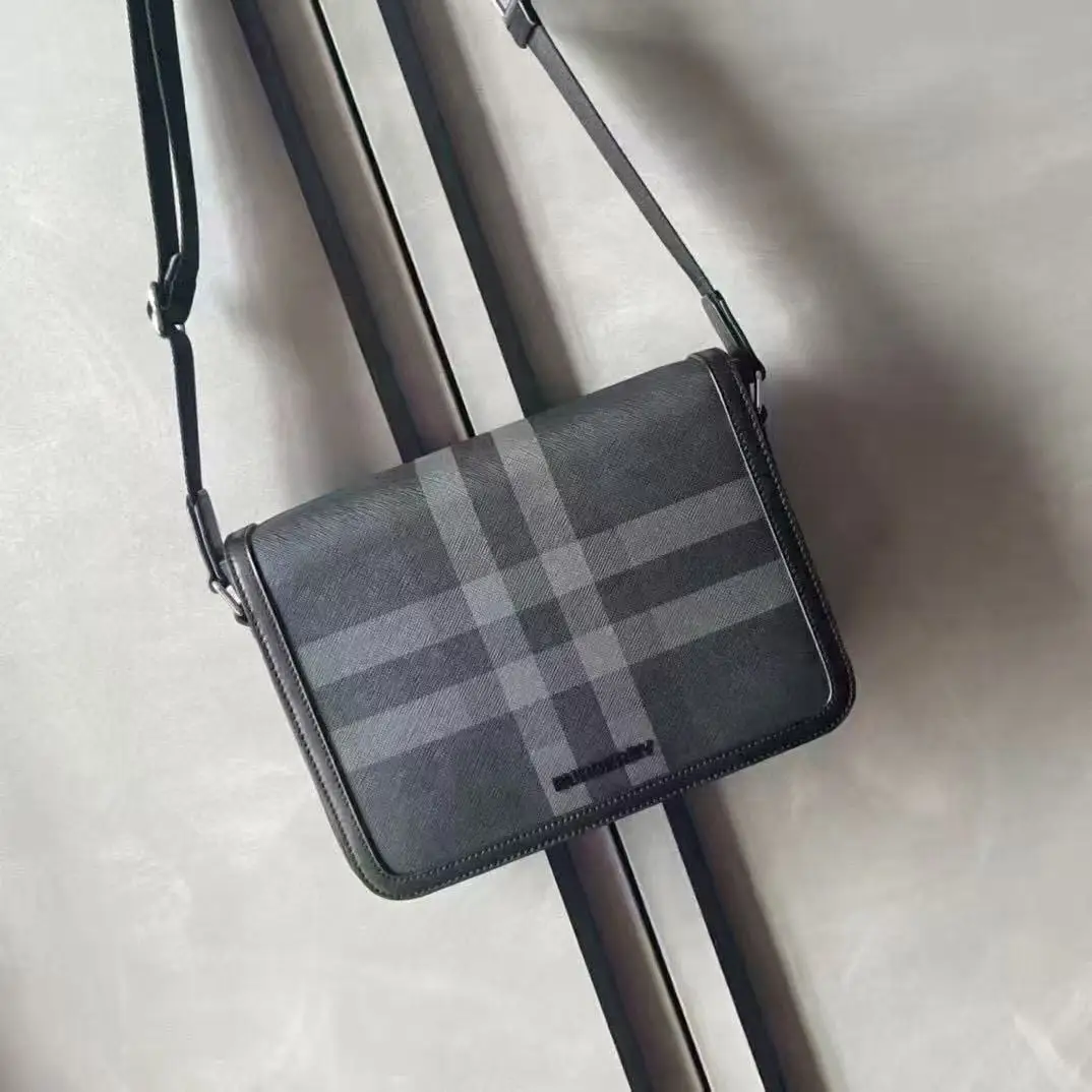 Burberry Latest messenger bag men s crossbody bag