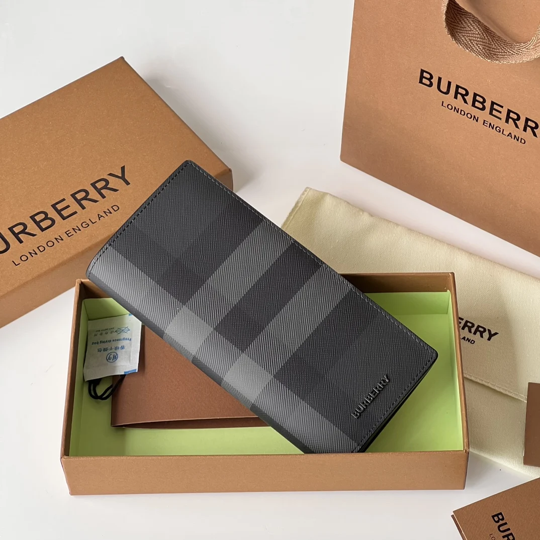 Burberry 80547851 Plaid Two-Fold Bag Burberry 80547851 Plaid Two-Fold Bag
