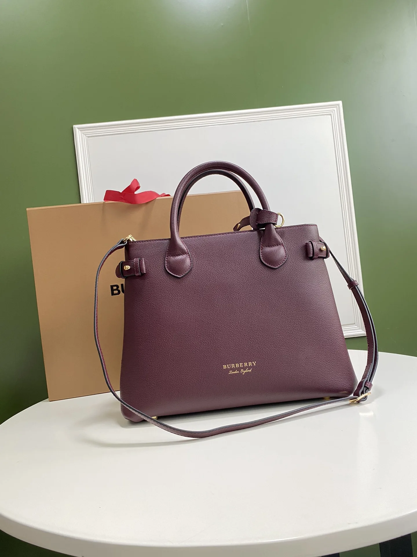 Burberry 7941 Plaid Patchwork Leather Banner Bag Women s Crossbody Bag Burberry 7941 Plaid Patchwork Leather Banner Bag Women s Crossbody Bag