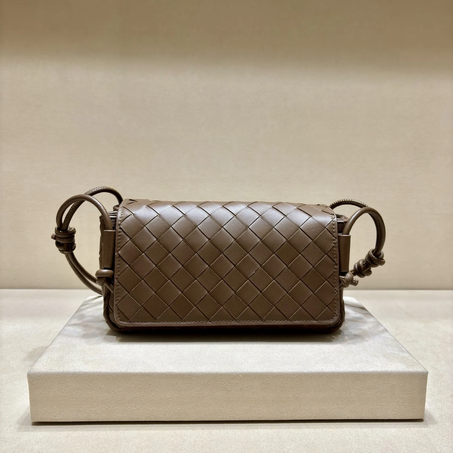 Burberry 3008 Versatile Commuter Bag Women s Crossbody Bag Burberry 3008 Versatile Commuter Bag Women s Crossbody Bag