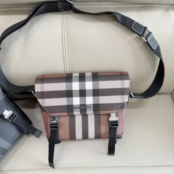 2463 Latest Messenger Bag Men s Crossbody Bag Replica Burberry mens bags