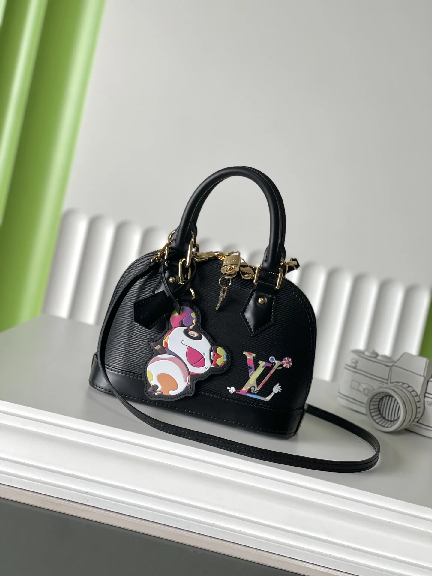 Louis Vuitton M13670 ALMA BB Water Ripple Shell Bag Handheld Crossbody Bag Louis Vuitton M13670 ALMA BB Water Ripple Shell Bag Handheld Crossbody Bag