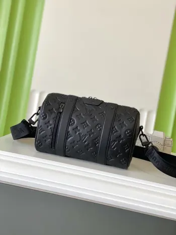 M26750 CITY KEEPALL Full Leather Pillow Bag Crossbody Bag Replica Louis Vuitton mens bags