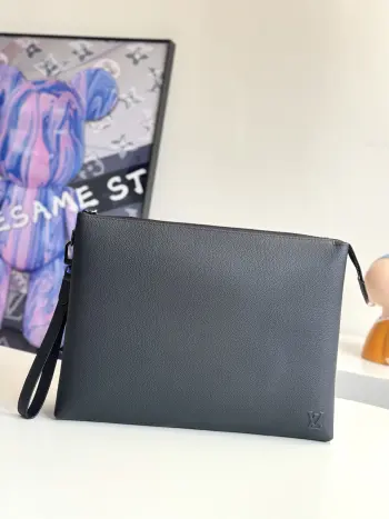 M25943 Pocket Clutch Men s Clutch Bag Replica Louis Vuitton clutches