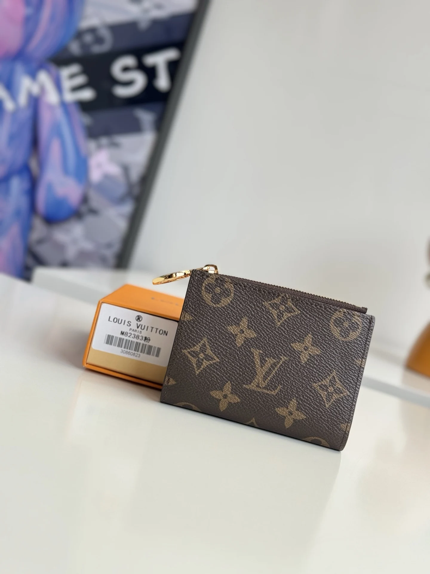 Louis Vuitton M82383 Coated Canvas Travel Clutch Wallet Louis Vuitton M82383 Coated Canvas Travel Clutch Wallet