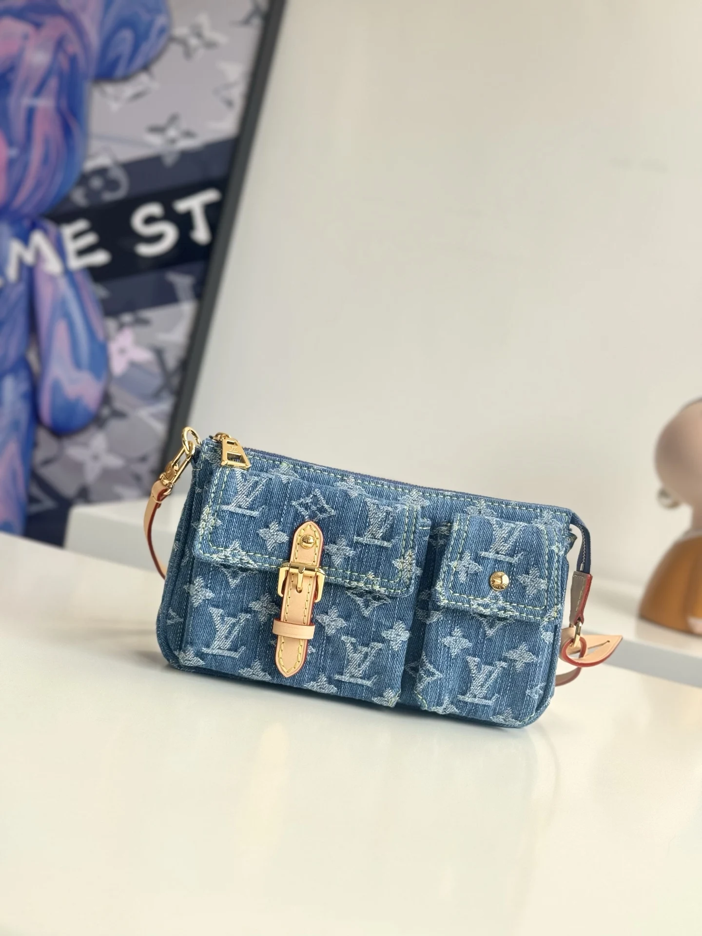 Burberry M27602 Cowhide Leather Handbag Women s Crossbody Bag Burberry M27602 Cowhide Leather Handbag Women s Crossbody Bag