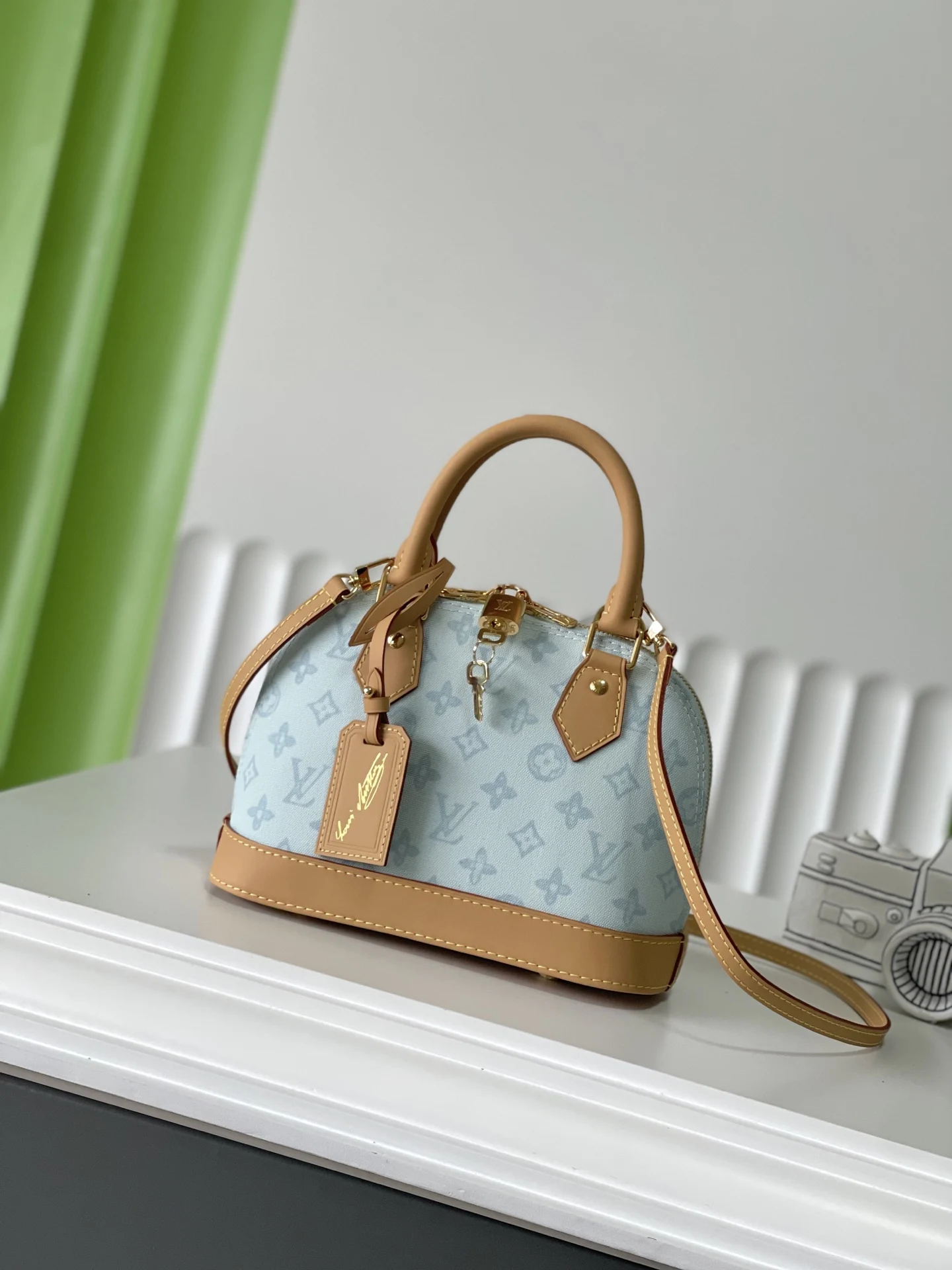 Louis Vuitton M27526 ALMA BB Color Shell Bag Louis Vuitton M27526 ALMA BB Color Shell Bag