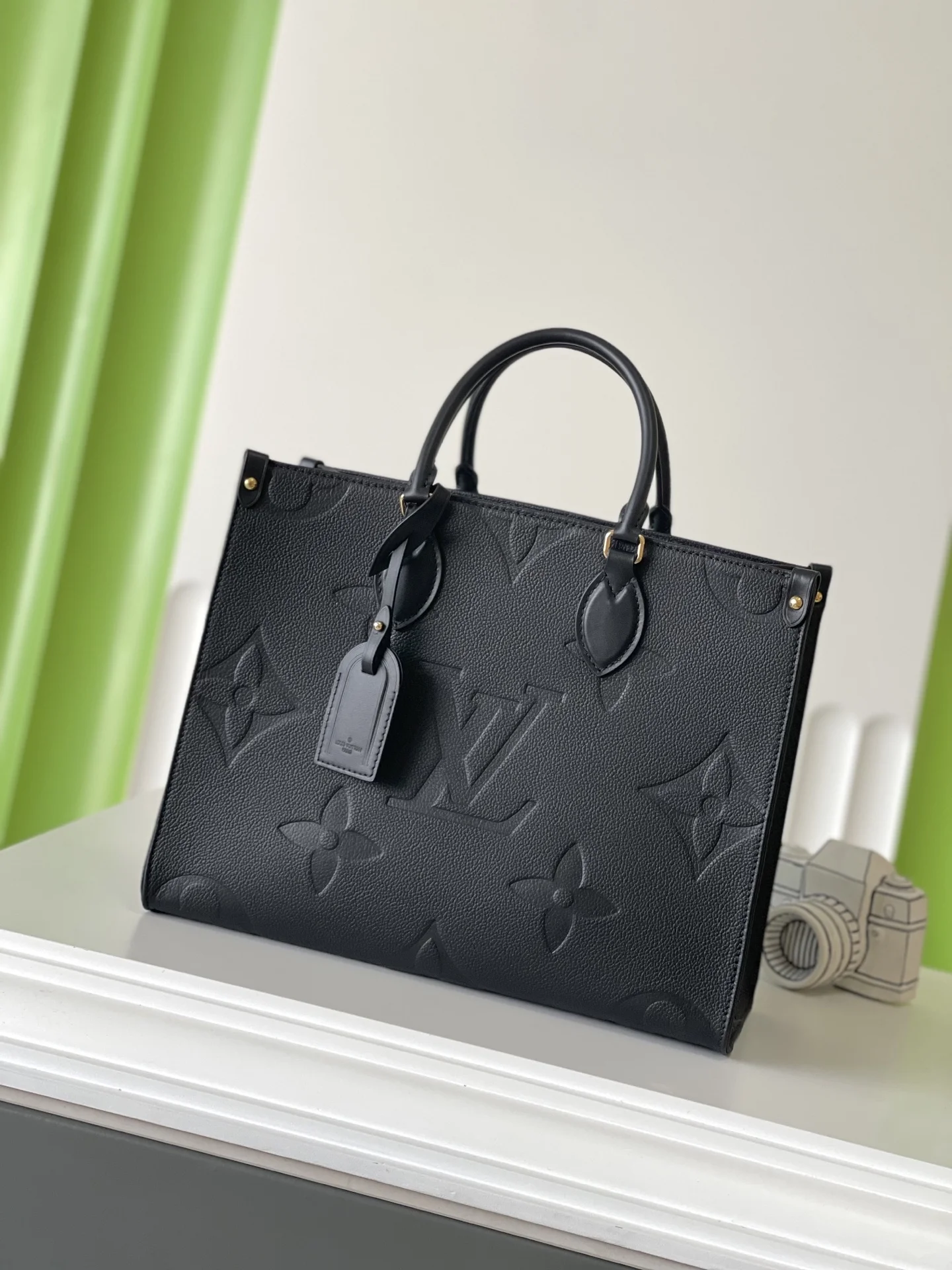 Louis Vuitton M45595 ONTHEGO All-Leather Square Bag Tote Shoulder Bag