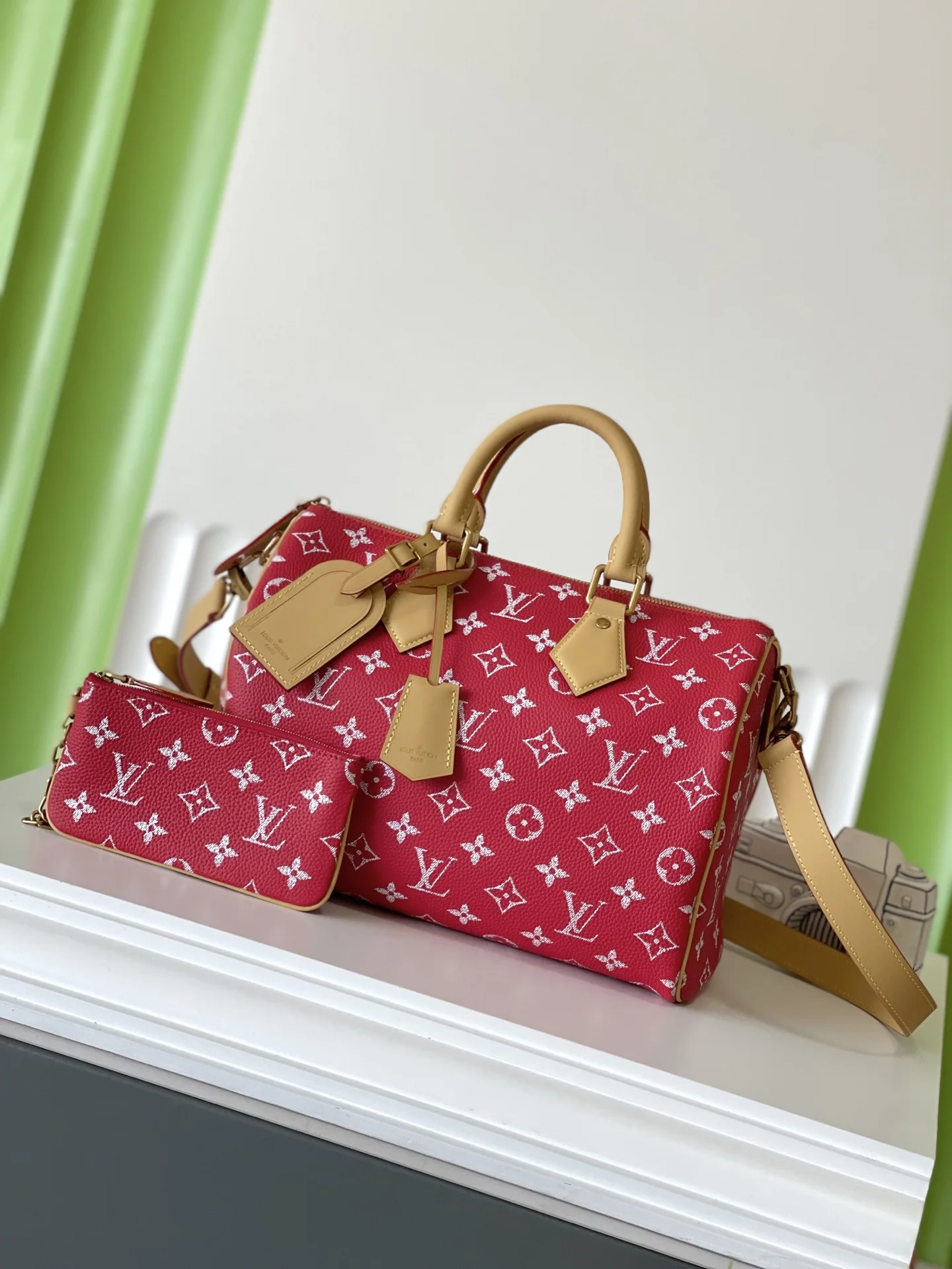 Louis Vuitton M14067 SPEEDY P9 Full Leather Pillow Bag Travel Bag Louis Vuitton M14067 SPEEDY P9 Full Leather Pillow Bag Travel Bag