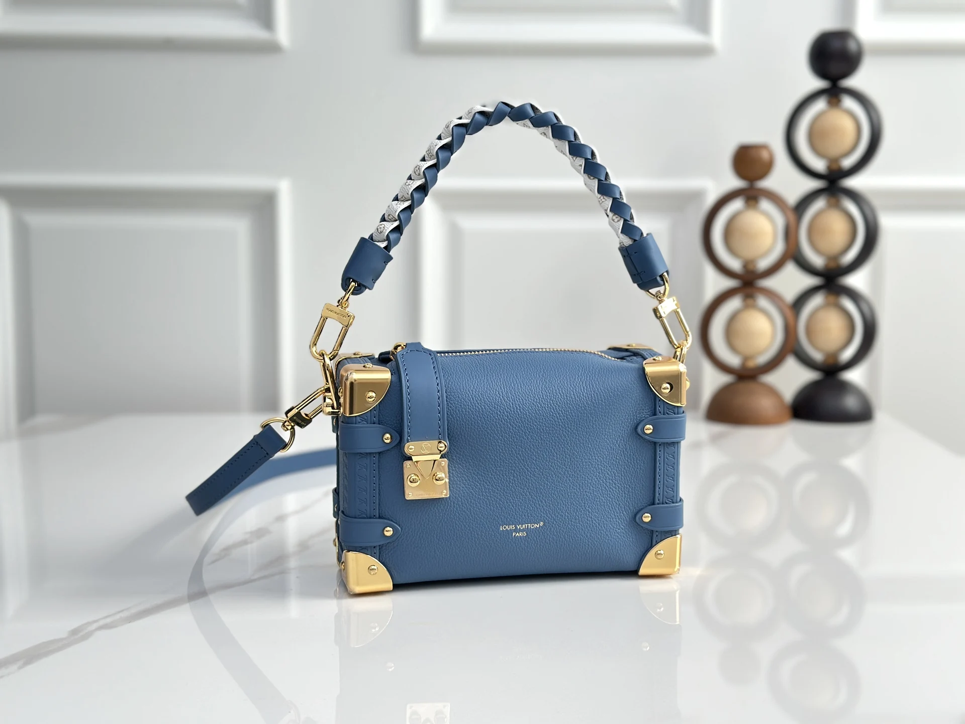 Louis Vuitton M27436 Full Leather Soft Box Handbag Women s Crossbody Bag