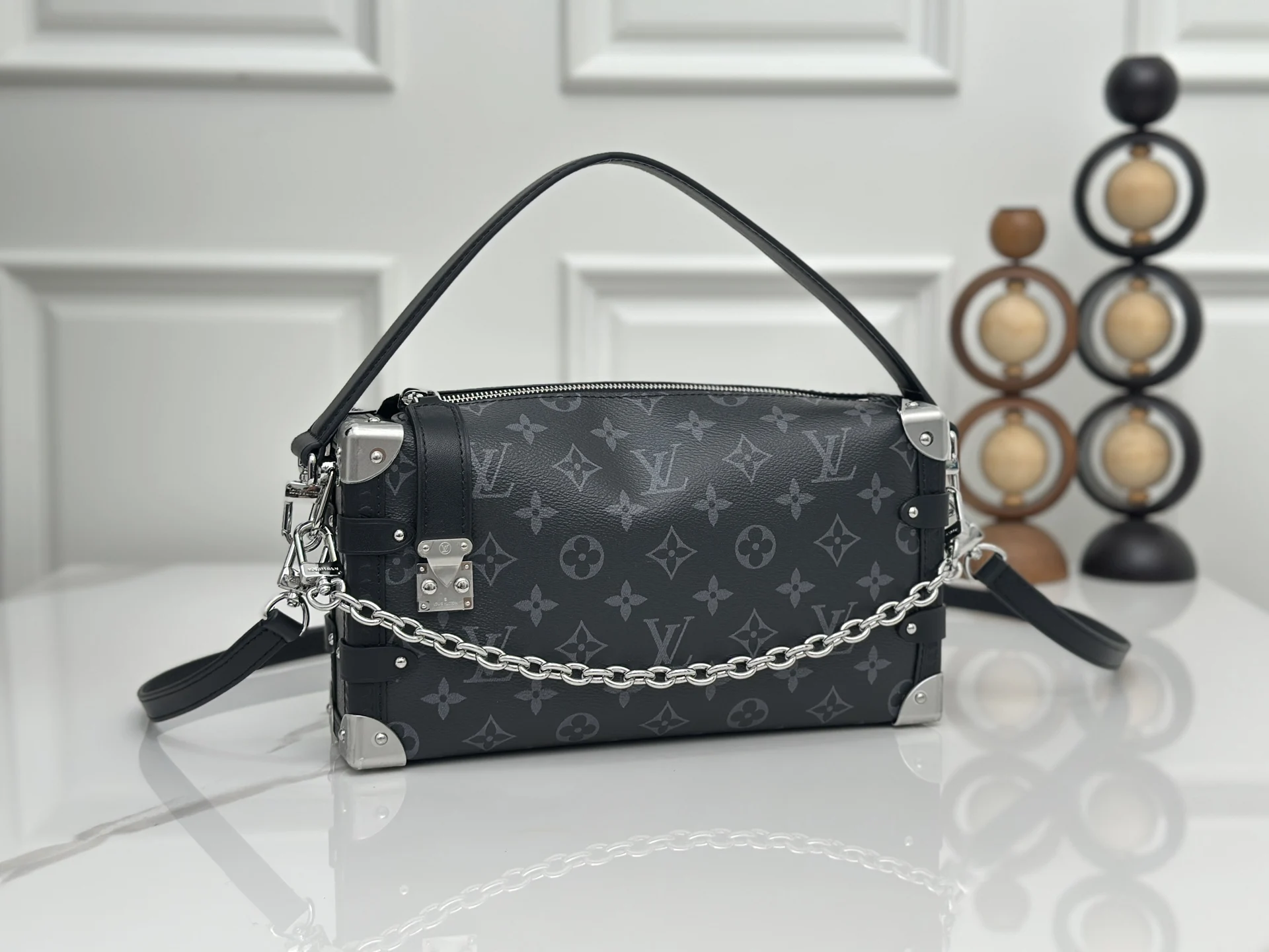 Louis Vuitton M26226 Canvas Hard Case Corner Handbag Women s Crossbody Bag Louis Vuitton M26226 Canvas Hard Case Corner Handbag Women s Crossbody Bag