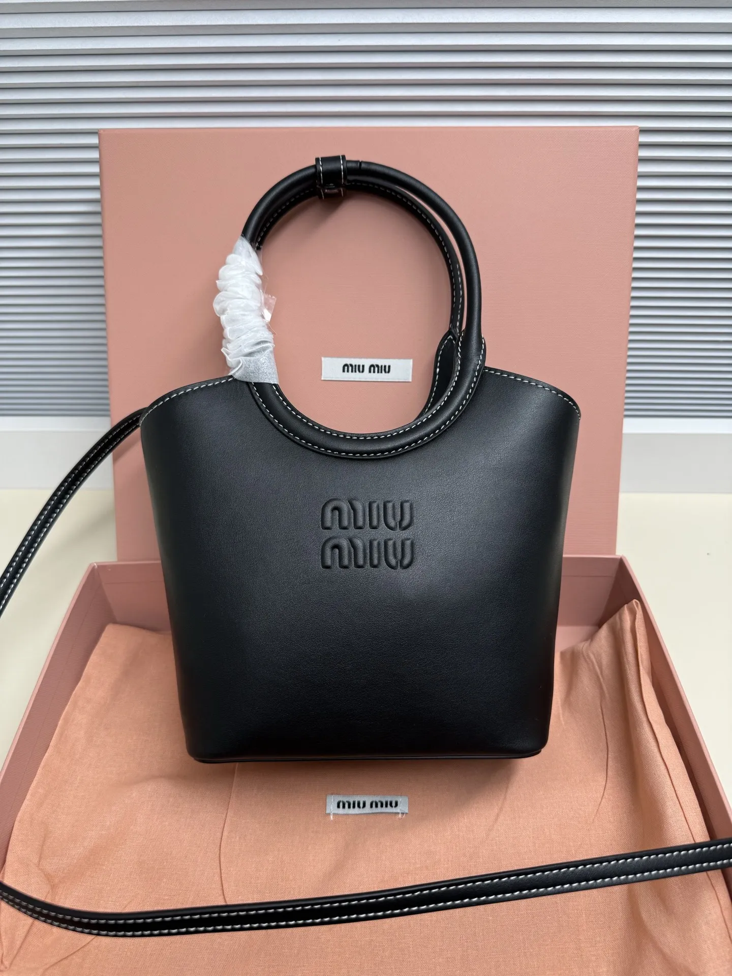 MIU MIU 5BA330 Vintage Mini Tote Bag Women s Crossbody Bag MIU MIU 5BA330 Vintage Mini Tote Bag Women s Crossbody Bag