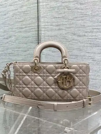 Latest bowknot bag women s crossbody bag Replica Dior womens bags