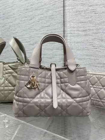 Cowhide and sheep pattern vegetable basket women s crossbody bag Replica Dior womens bags