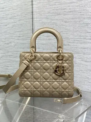 Latest flip leather five-compartment bag women s crossbody bag Replica Dior womens bags