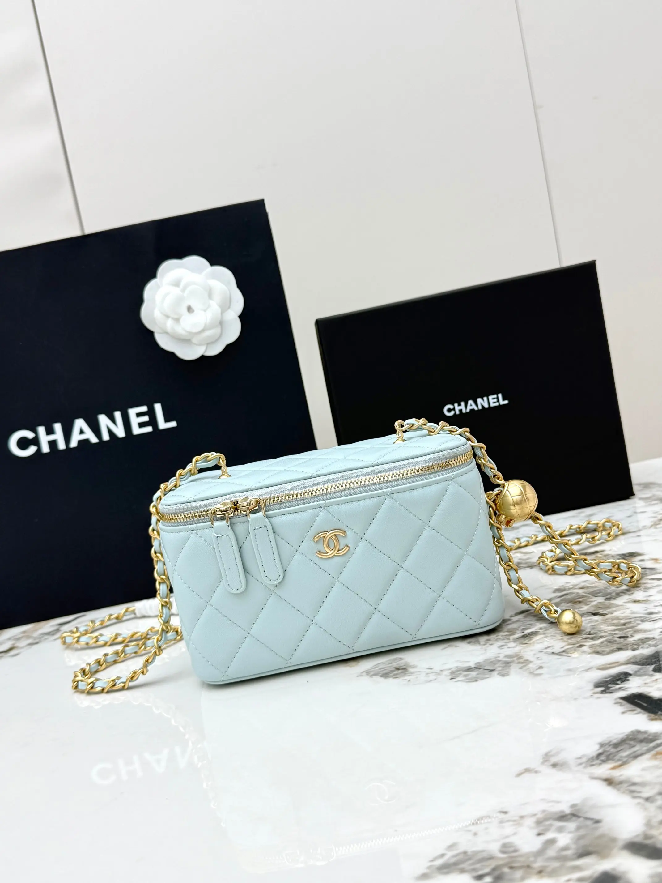 Chanel AP2303 Full Steel Gold Chain Box Bag Women s Crossbody Bag